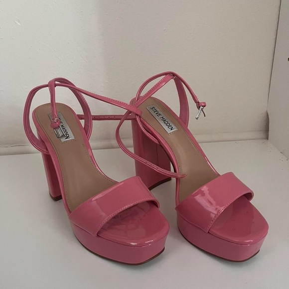 Steve Madden Pink Elegant Heels - Picture 1 of 5